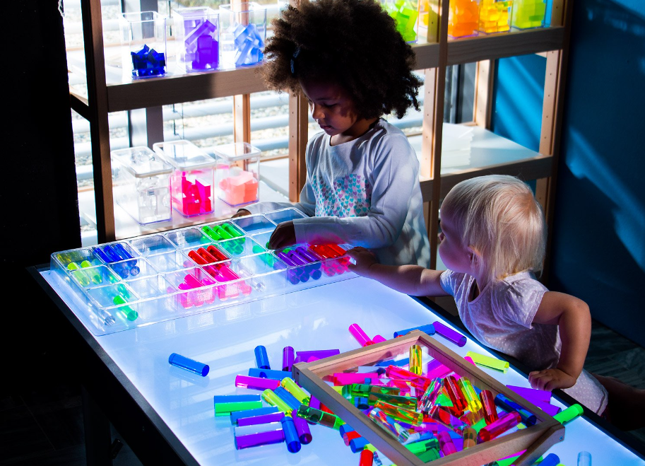 Luxy Rainbow pillars in wooden box